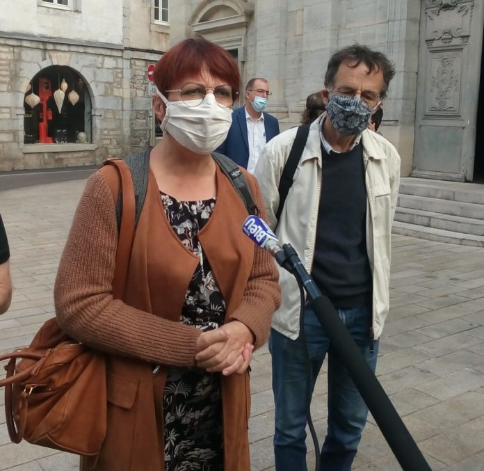 Anne Vignot et le stationnement gênant
