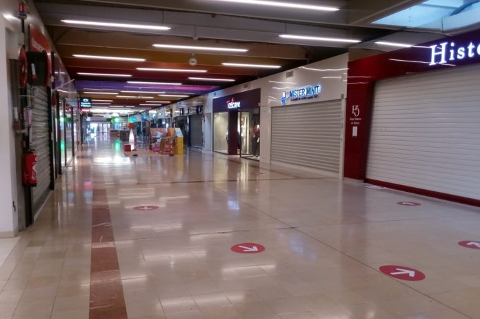 commerce confiné