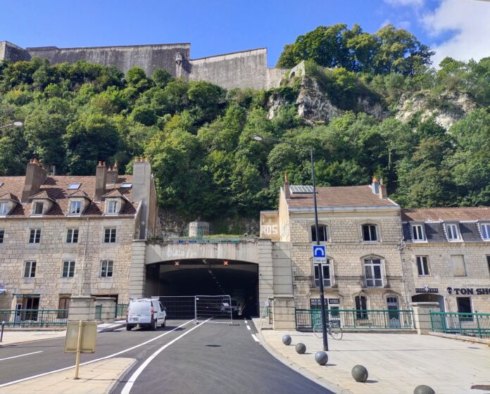 Tunnel routier sous la citadelle de Besançon