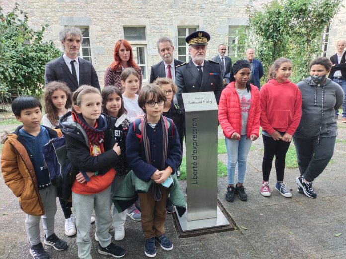 Hommage à Samuel Paty