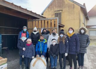 Valdahon. Collecter du papier pour rendre les élèves heureux