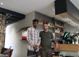 Besançon. Le combat des patrons de l’Antr’Act contre l’expulsion injuste de leur cuisinier