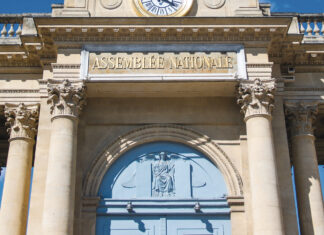 Élections Législatives 2024 : balle au centre gauche