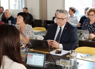 Laurent Croizier, député de la 1ère circonscription du Doubs et conseiller municipal d'opposition à Besançon