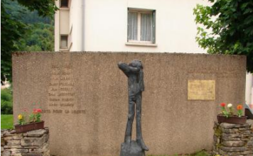 Doubs. Des monuments aux morts particuliers