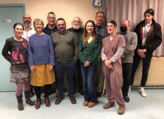 Les membres du parti politique de Pontarlier