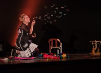 Région. Byans-sur-Doubs : un spectacle sur le poids des mots chez l’enfant Mise en Scène Léone Bulles