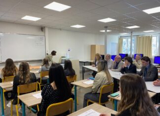 Élèves professionnels de Terminale du lycée Xavier Marmier de Pontarlier.