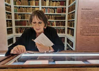 Du 21 mars au 21 septembre 2025, l'exposition "Courbet, les lettres cachées - L'histoire d'un trésor retrouvé" est visible à la bibliothèque d'étude et de conservation.