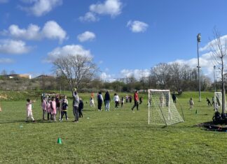 Besançon. Les écoliers bisontins découvrent de nouveaux sports à la Malcombe Du 31 mars au 4 avril, un panel d’activités sportives est à disposition de nombreux élèves d’école primaire à Besançon, à l’occasion de la semaine olympique et paralympique.