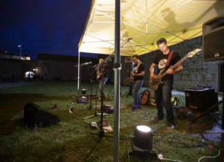 Besançon. Fête de la musique 2025 : La ville invite ses musiciens à participer Groupe de musiciens.