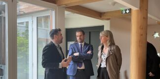 Philippe Roy, Président de Semons l'Espoir, Rémi Bastille, Préfet du Doubs et Agnès Hochart, directrice territoriale de l'ARS