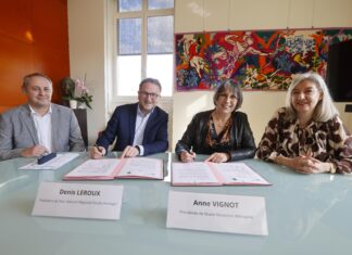 Grand Besançon. La capitale comtoise devient la porte d’entrée du Parc du Doubs horloger Denis Leroux et Anne Vignot en signature de protocole