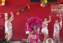 Danseuses à la fête interculturelle de pontarlier
