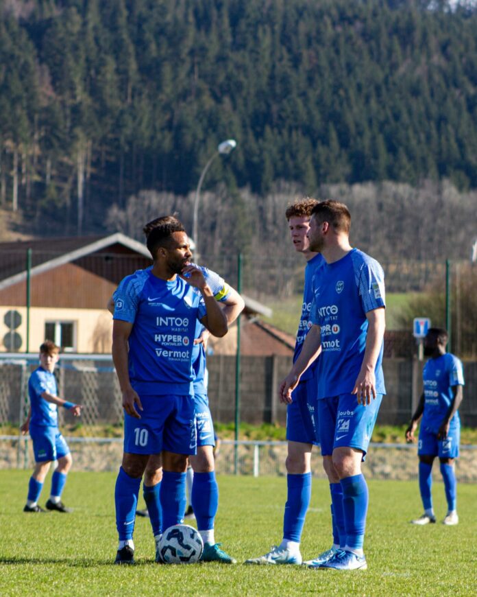 équipe du CA Pontarlier Football