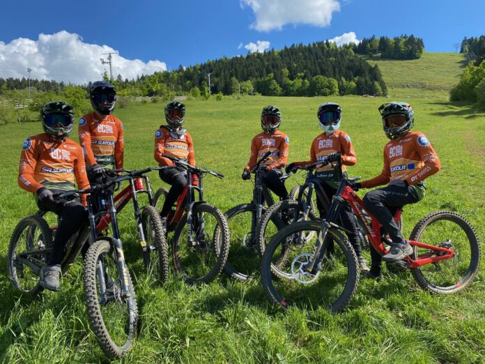 Young Gravity MTB Team