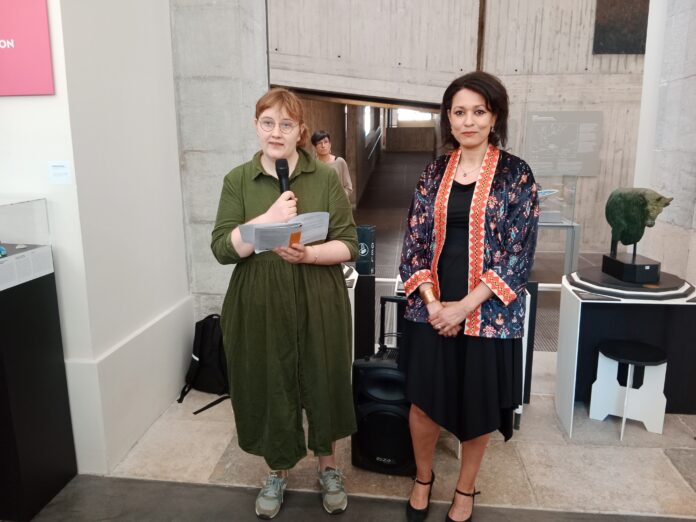 Muses & Musées Besançon Elise Aebischer, Adjointe représentant Aline Chassagne et Leïla Bahsaïn, artiste - auteure