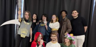 La troupe/équipe de l'association Drama Tea'c Circus