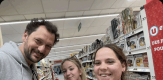 Marine et Lou ont pris une photo avec Éric Antoine au U Express de Rougemont