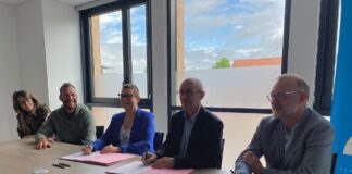 personnes représentant le CFD, le Département, et Thomas Champreux Paysagiste et les Fromageries Marcel Petite
