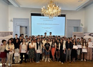 Région. Concours national de la Résistance et de la Déportation : l’Académie de Besançon mise à l’honneur Les lauréats du concours national de la résistance et la déportation