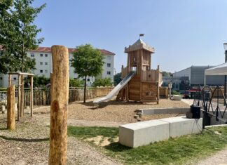 La place Pierre de Coubertin à Besançon