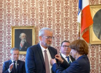 Patrick Genre reçoit l’Ordre National du Mérite par Annie Genevard