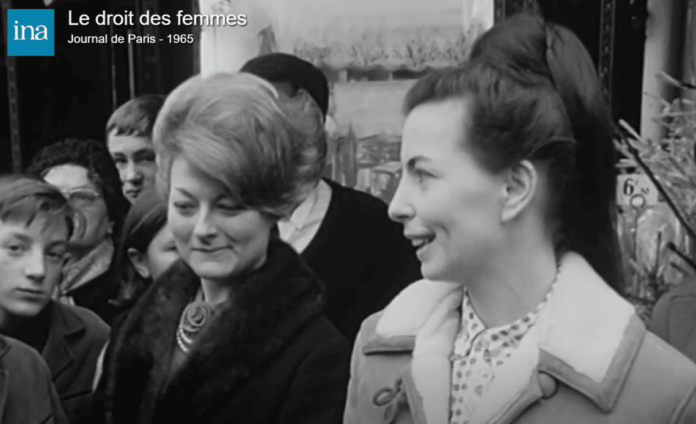 Indépendance financière des femmes en BFC 60 ans après image de l'Ina montrant des femmes lors de l'année 1965 pouvant désormais travailler et ouvrir un compte en banque sans l'autorisation de leur mari