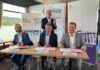 Nicolas Mourlon, directeur de l'Agence de l'Eau Rhône Méditerranée Corse, Philippe Alpy, président de l'Epage avec derrière lui, Paul Mourier, préfet de région, et Rémi Bastille, préfet du Doubs