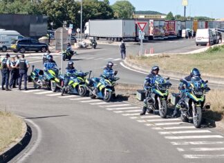 Le Dossier. Départ en vacances : un chassé-croisé à sécuriser ! Les gendarmes sur l'autoroute