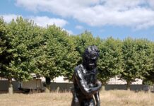 La statue « Victor Hugo nu debout » d'Auguste Rodin