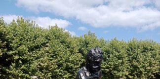 La statue « Victor Hugo nu debout » d'Auguste Rodin
