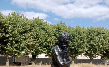 La statue « Victor Hugo nu debout » d'Auguste Rodin