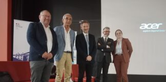 Christian Morel et Patrick Ayache, vice-présidents du conseil régional, Nicolas Onimus Sous-préfet de l'arrondissement de Pontarlier, Laurent Kompf Directeur départemental adjoint de la DDT et Océane Lachaussée Directrice de la planification à la DREAL Bourgogne Franche-Comté
