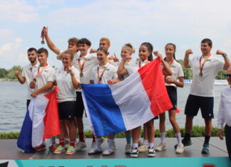 Besançon. Mondiaux de Dragon Boat : les U18 triple champion du monde en Allemagne avec une équipe bisontine délégation française de Dragon Boat