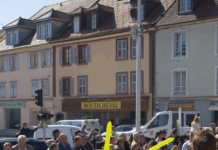 les habitants de la ville de Pontarlier