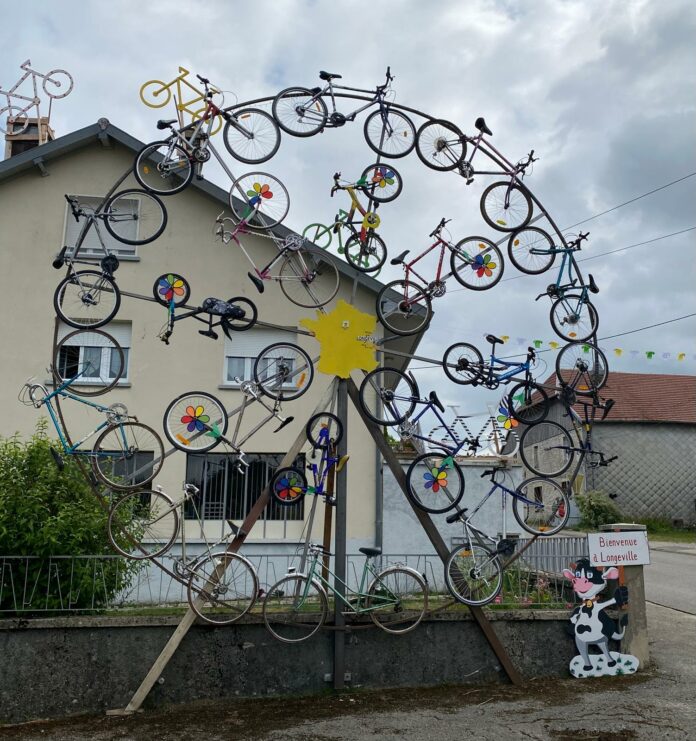 Longeville TDF Roue de vélo à Pontarlier