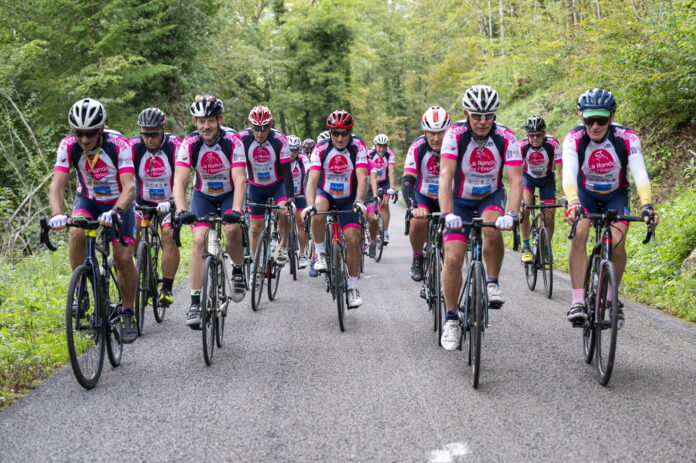 cyclistes de la ronde de l'espoir
