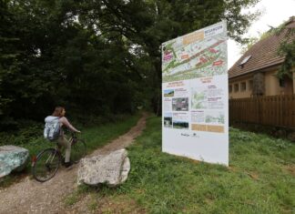 Totem installé sur le futur quartier Grette Brûlard Polygones