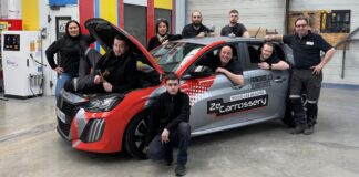 Grand Besançon. Carrosserie Dole, une histoire de passion L'équipe de Carrosserie Dole