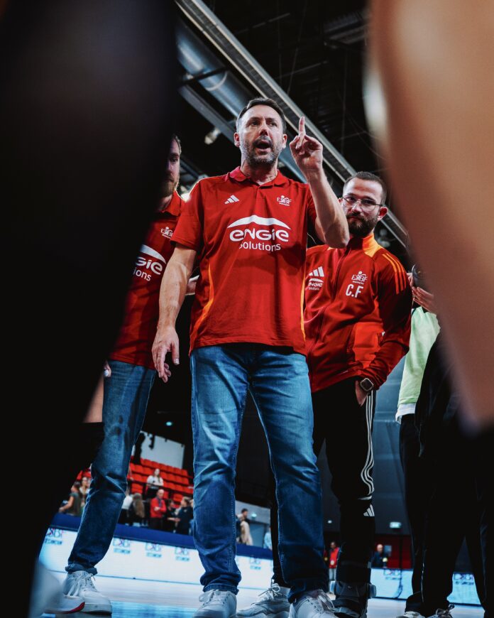 Jérome delarue, entraineur de l'ESBF