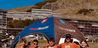 Les six jeunes vététistes du “Young Gravity MTB Team”