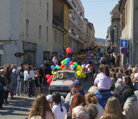 défilé des classes de Pontarlier