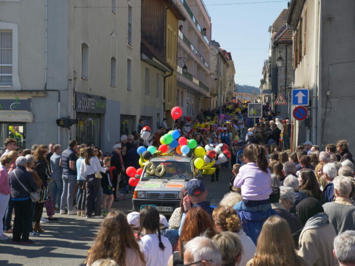 défilé des classes de Pontarlier