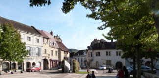 Place de la République, Baume-les-Dames