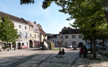 Place de la République, Baume-les-Dames