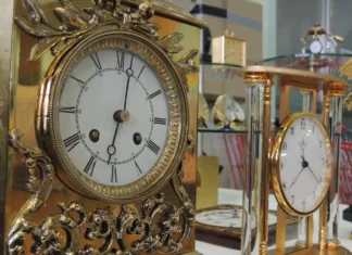 Horloge en exposition