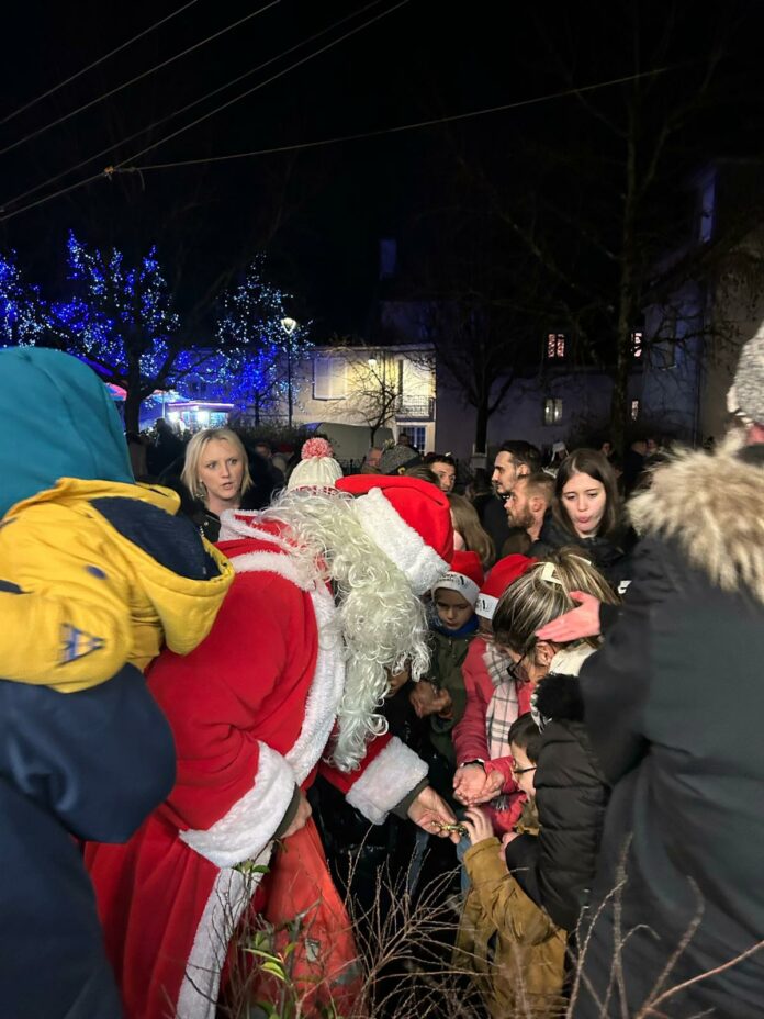 Père Noël à Baume-les-Dames