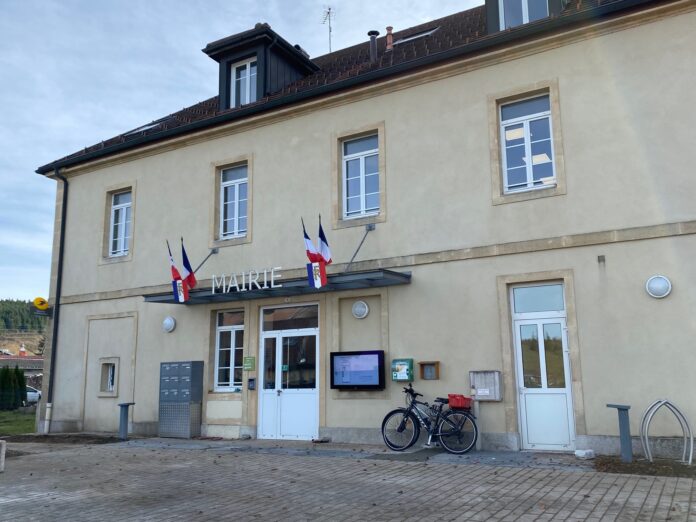Mairie de Doubs