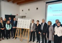 Le préfet du Doubs, Rémi Bastille, la présidente du Département, Christine Bouquin, et différents partenaires